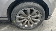 Land Rover Range Rover Velar 2.0 D200 R-Dynamic SE 5dr Auto Diesel Estate